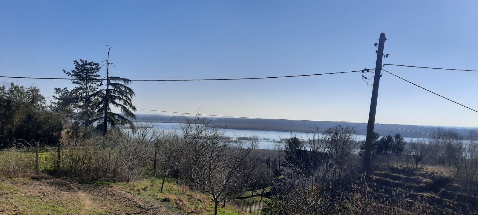 Plac sa pogledom na Dunav-Belegis