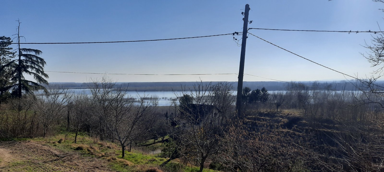 Plac sa pogledom na Dunav-Belegis