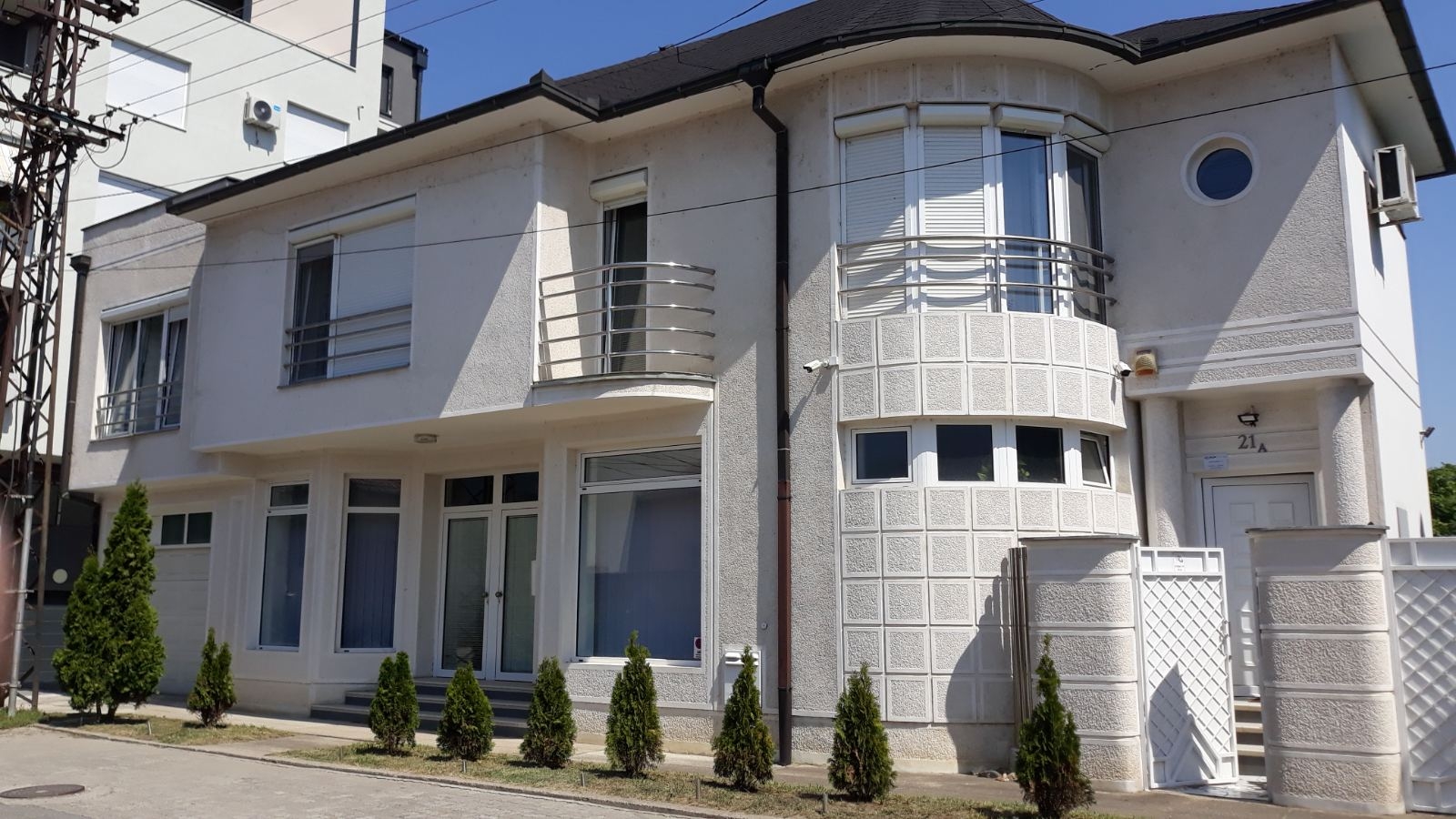 LUX spratna kuća na Telepu, Novi Sad 457.000 €