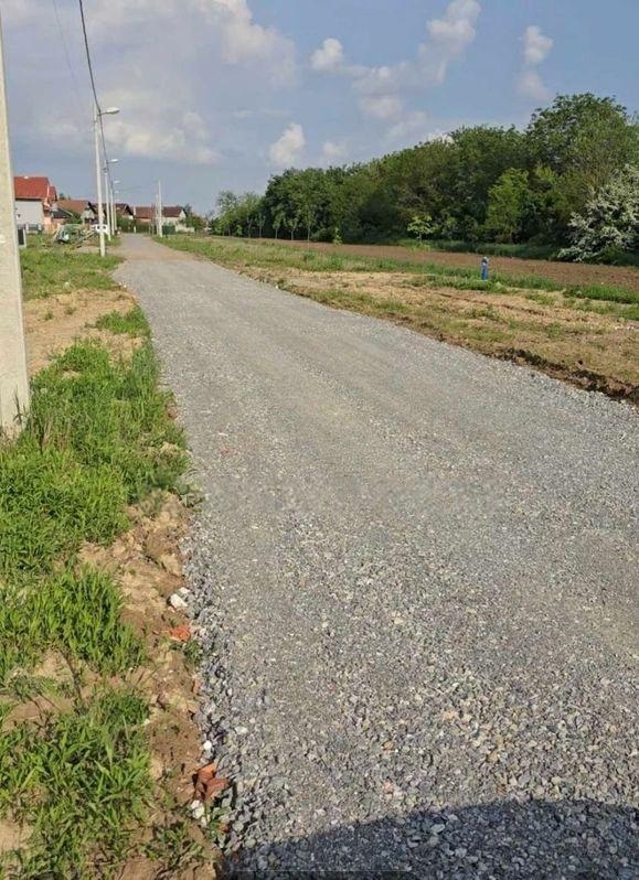 Prodajem plac u Rumenci 1300m2-36mx36m