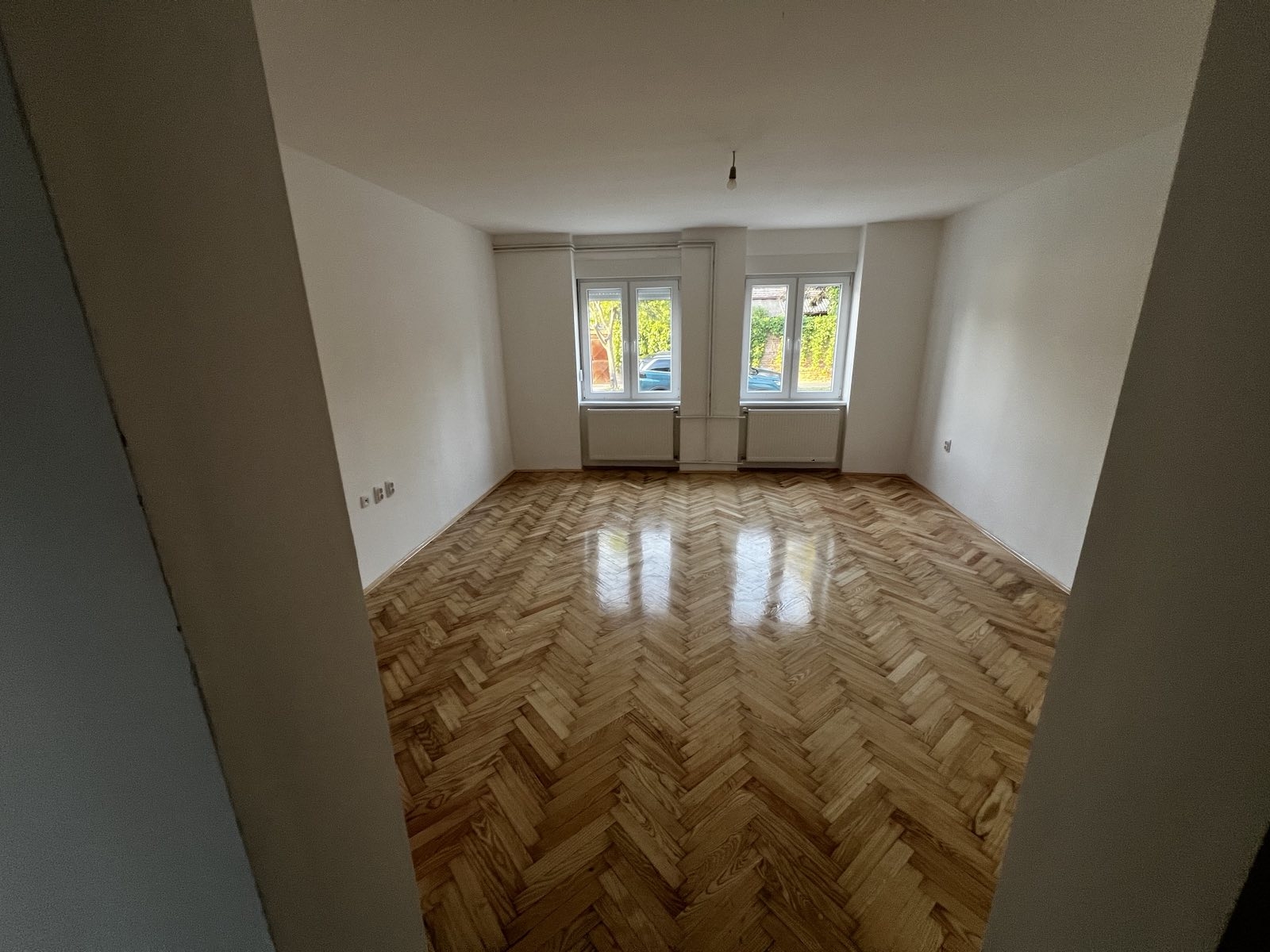 Prodajem kucu u centru Zrenjanina