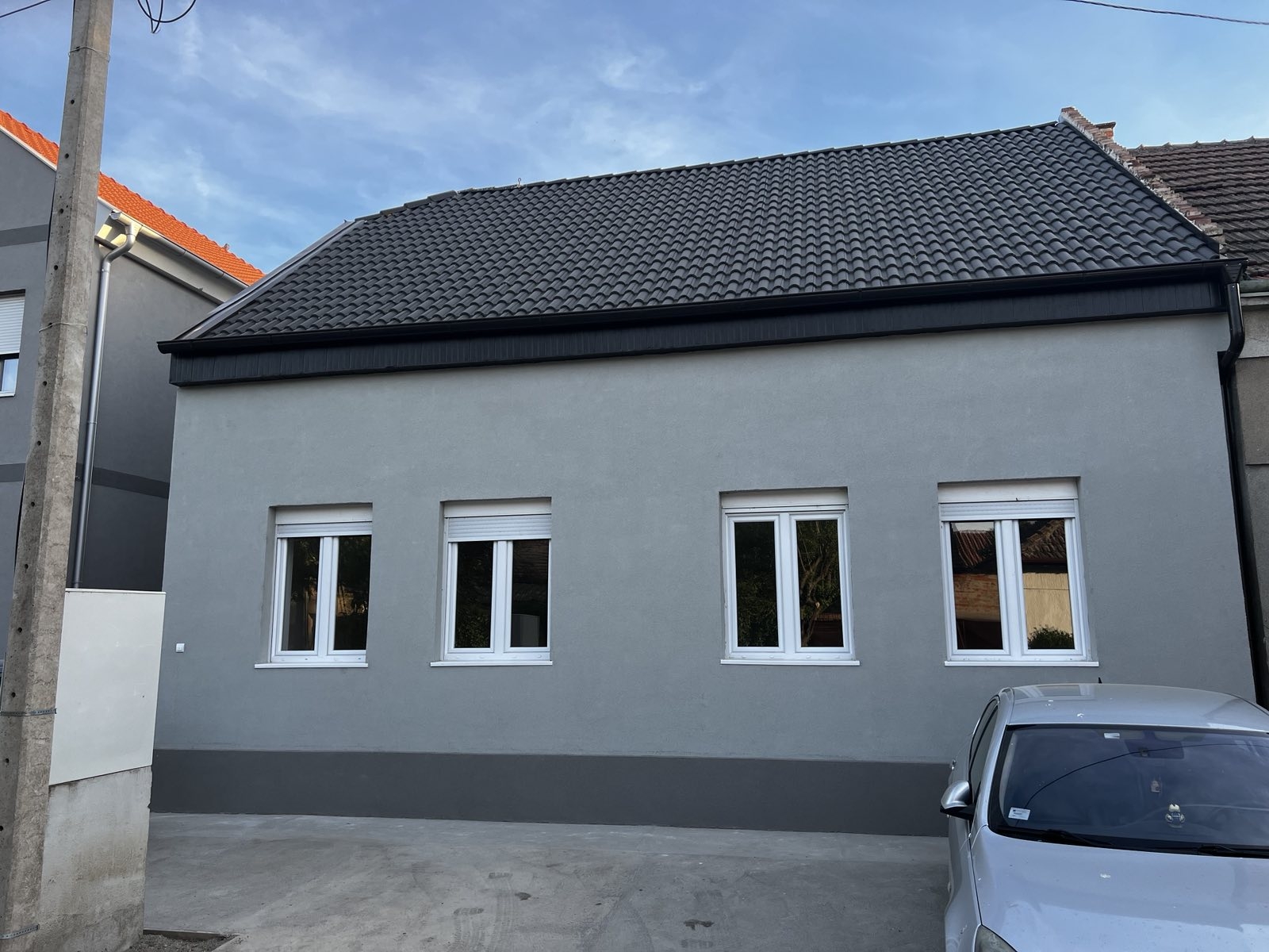 Prodajem kucu u centru Zrenjanina