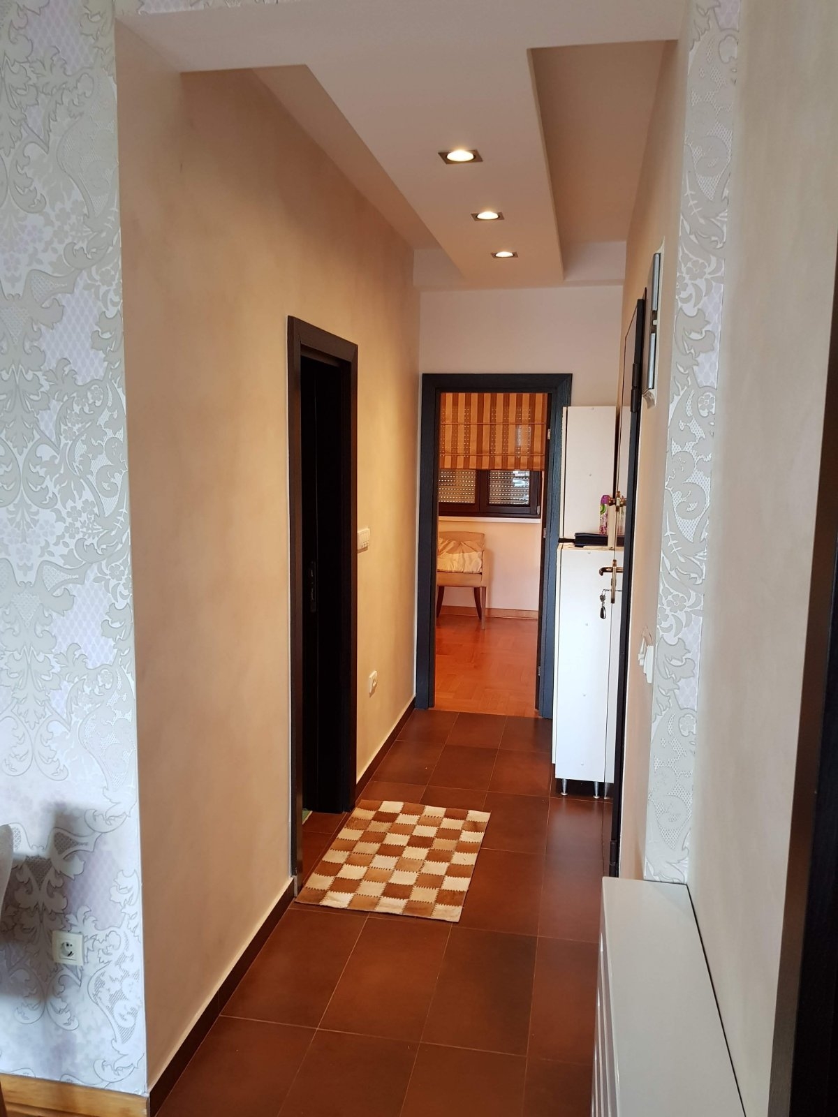 Izdajem ili prodajem LUX stan Beograd-Vozdovac
