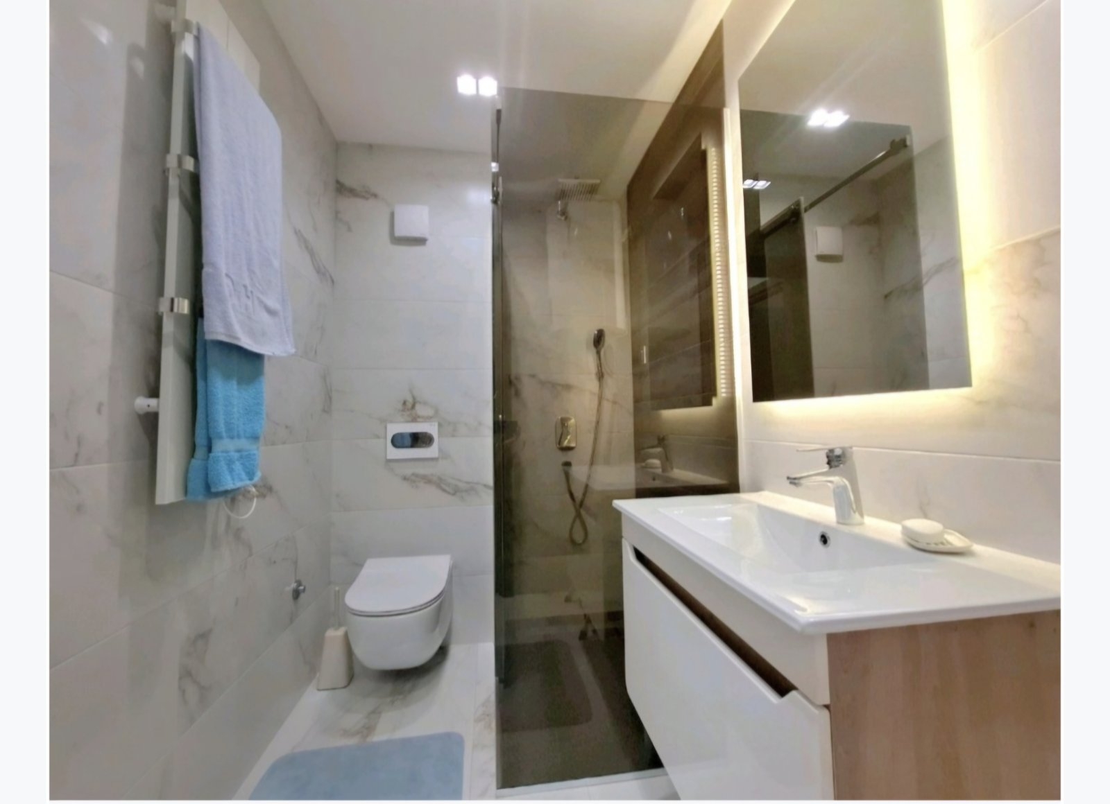 Stan na Zlatiboru , 50m od Mone ,  3.0 , parking