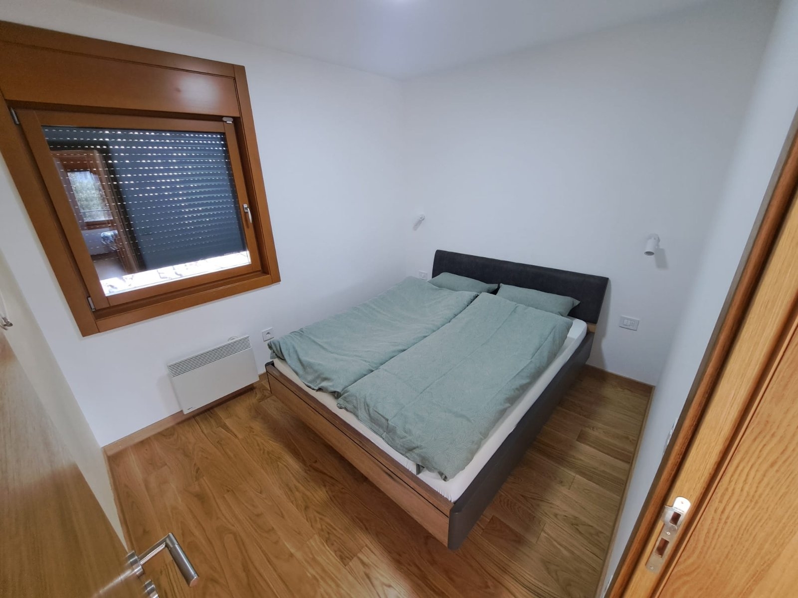 Stan na Zlatiboru , 50m od Mone ,  3.0 , parking