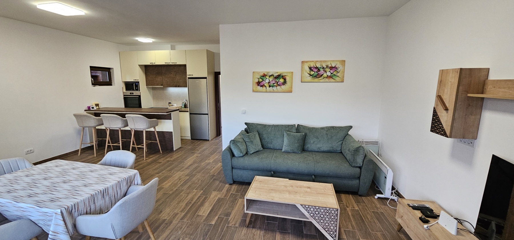 ELITNA LOKACIJA LUX TROSOBAN STAN NA PRODAJU