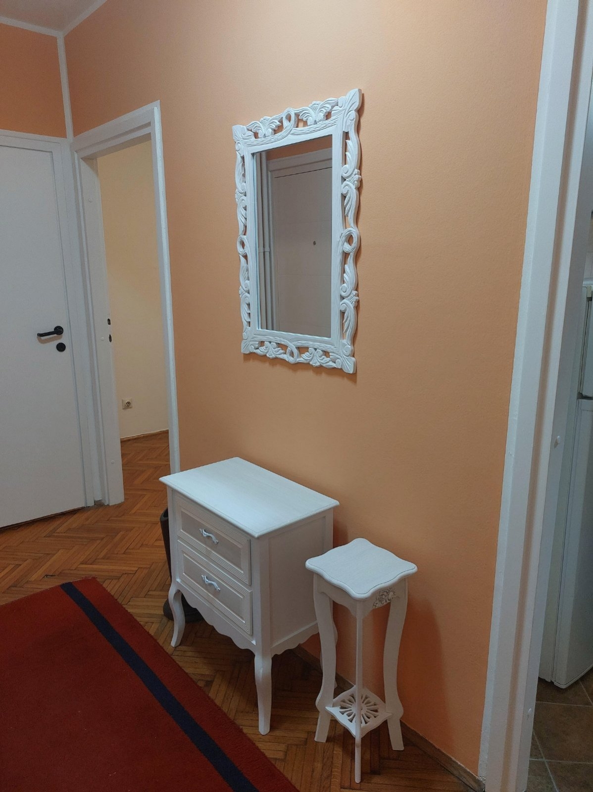 Izdajem stan kod hotela Srbija