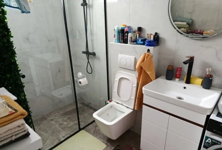 Prodajem luksuznu kucu u Novom Sadu