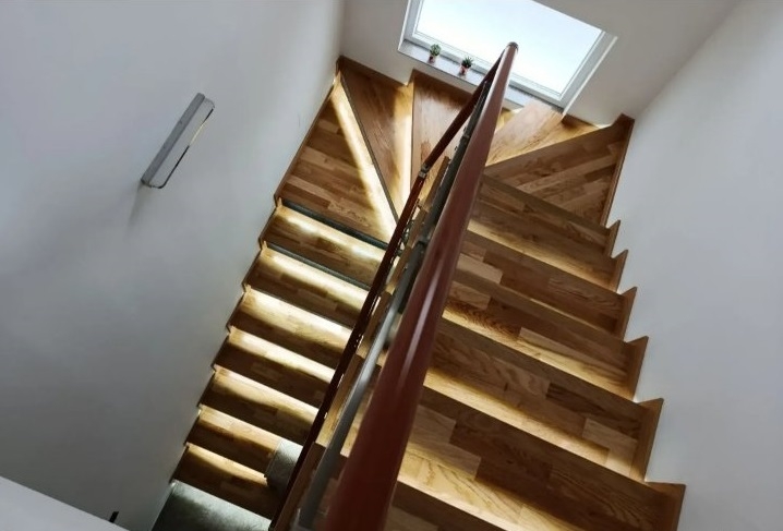 Prodajem luksuznu kucu u Novom Sadu