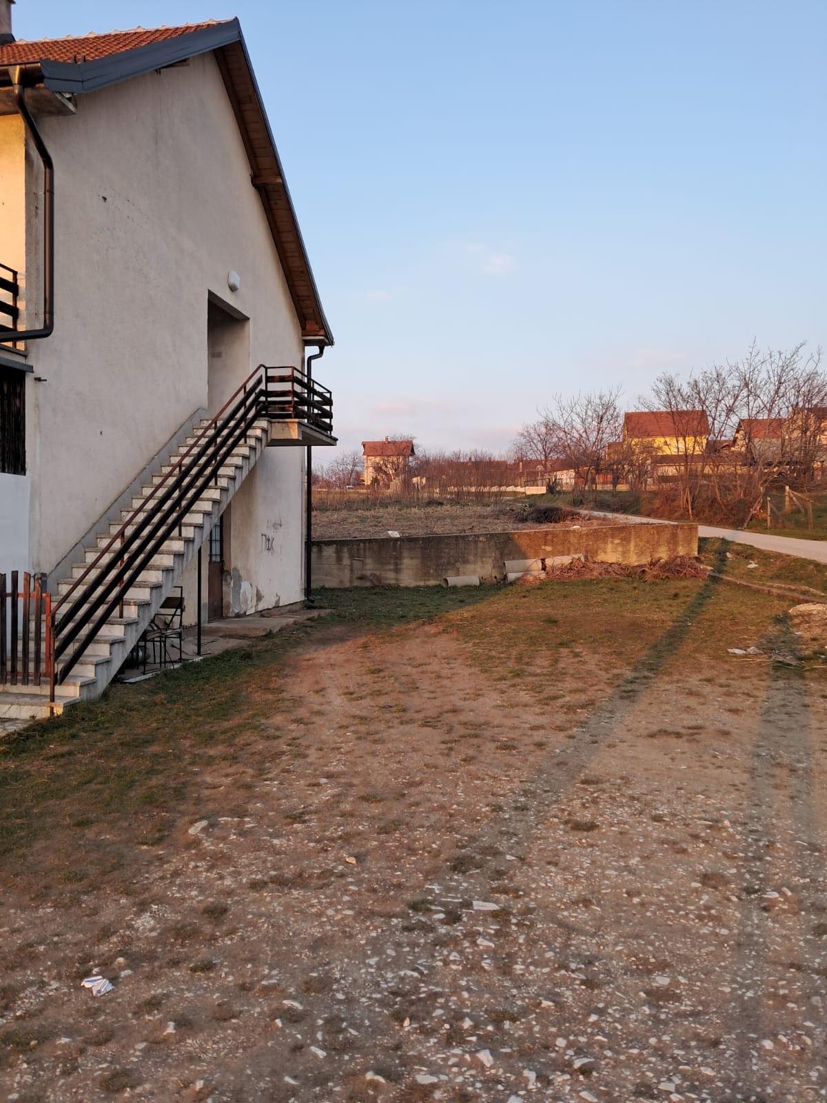 Prodajem kucu u Arandjelovcu