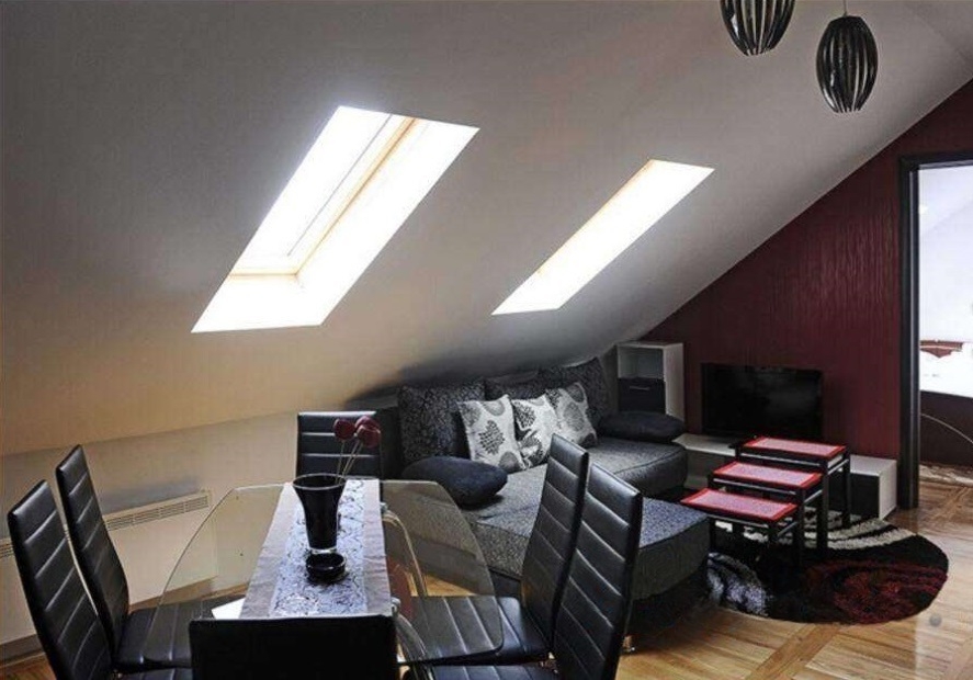 Na prodaju apartman u Kraljevim Cardacima