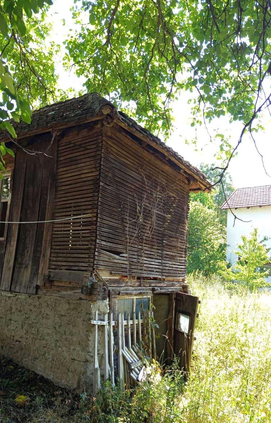 Boljevac-kuca sa okucnicom,1km od centra