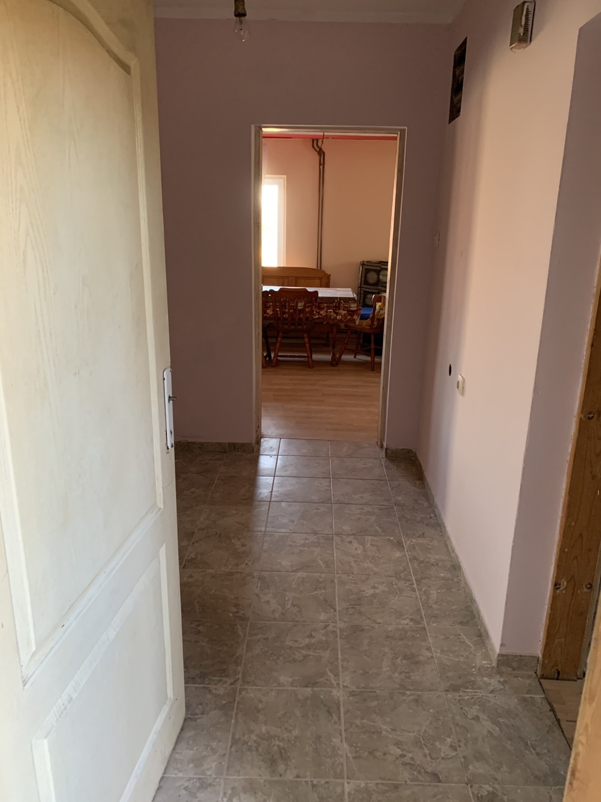 Prodajem kucu u Šopiću-Lazarevac