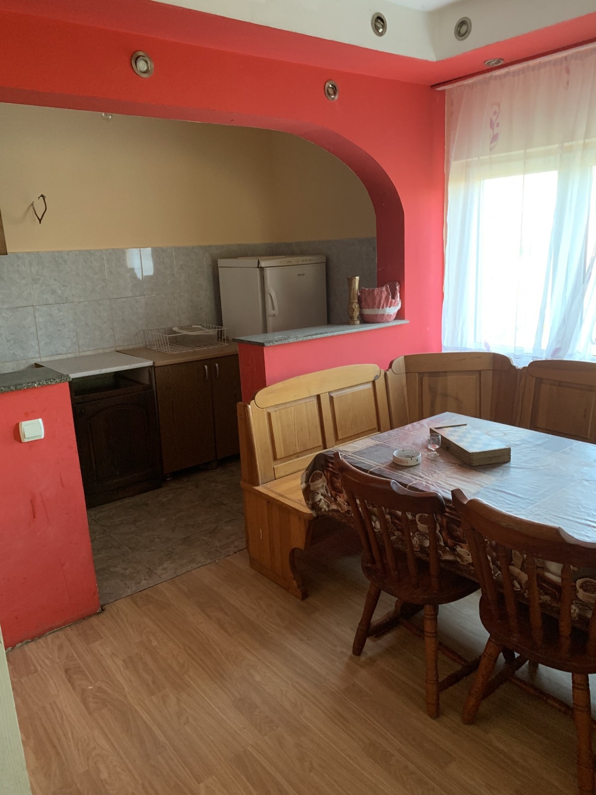Prodajem kucu u Šopiću-Lazarevac