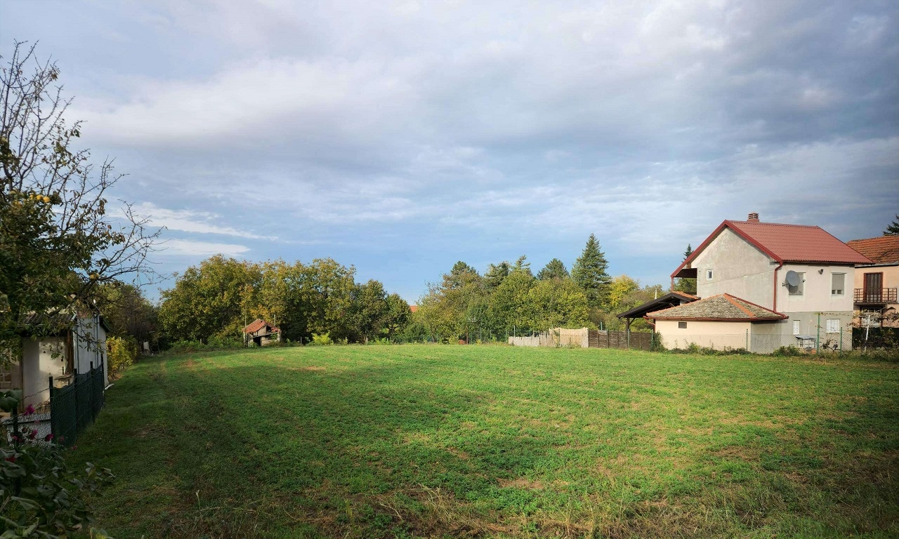 Beška-Kalakača,plac na prodaju