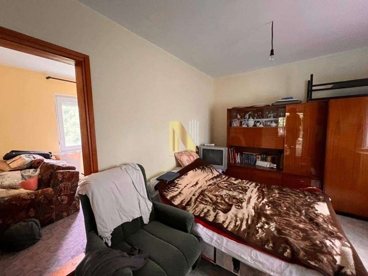 Kuca u vikend naselju Cortanovci