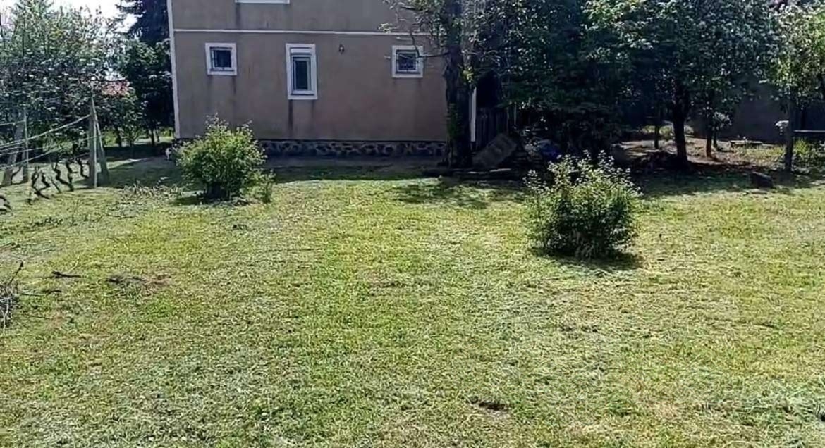 Kuca u vikend naselju Cortanovci