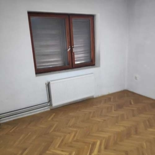 Prodaje se porodicna kuca u Apatinu