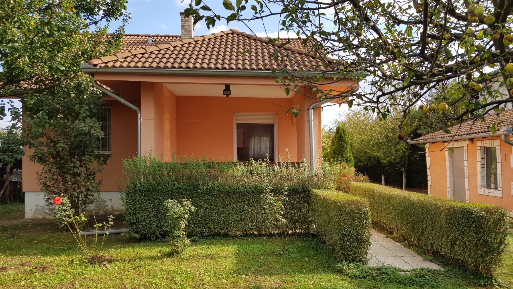 Prodajem kucu u Somboru