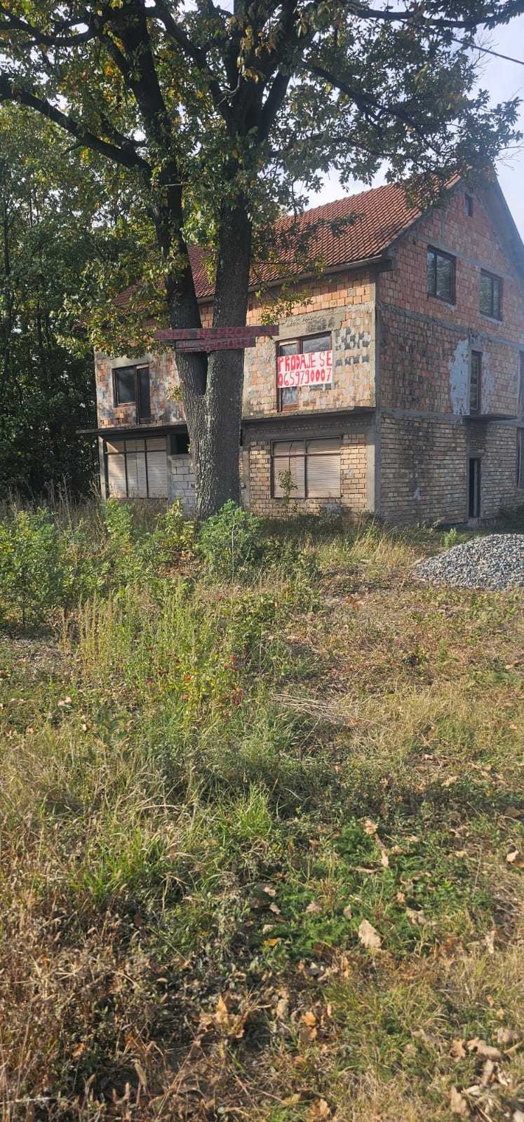 Prodajem stambeno-poslovni objekat u Vranicu Prodajem stambeno-poslovni objekat u Vranicu