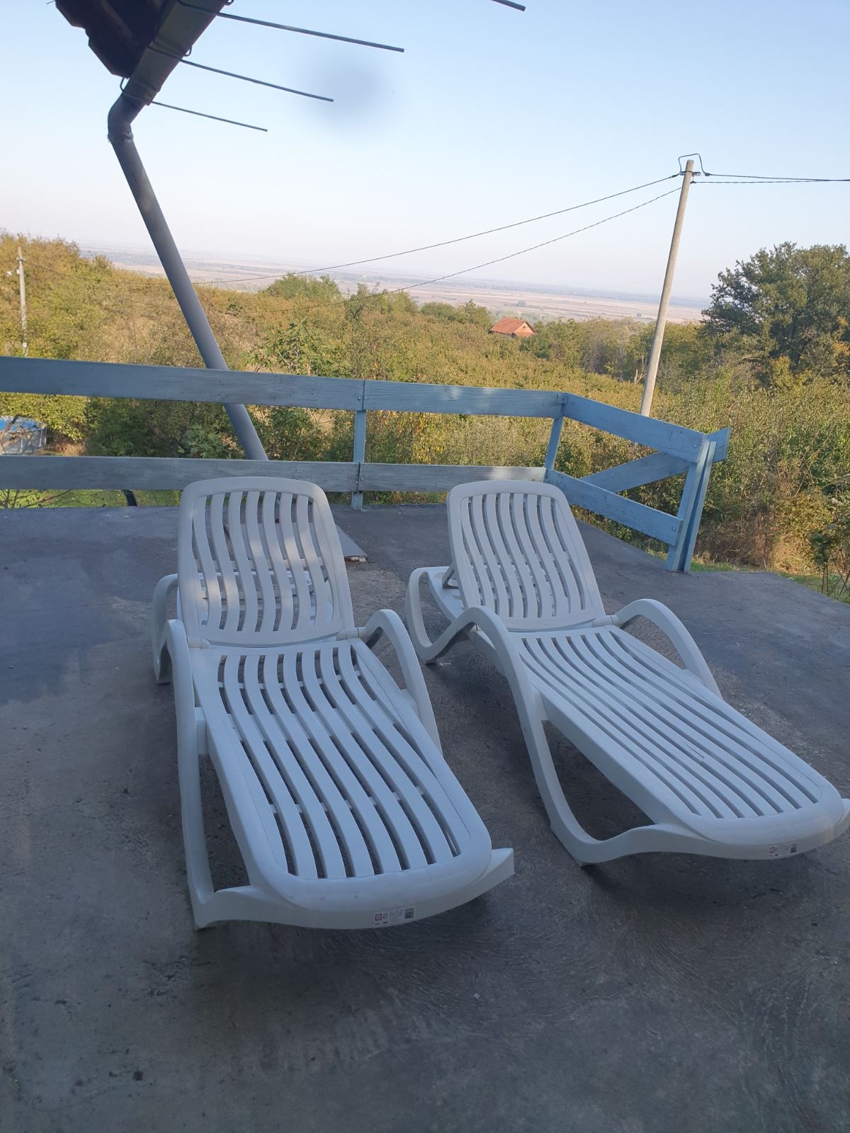 Izdajem kucu Beograd-Ritopek