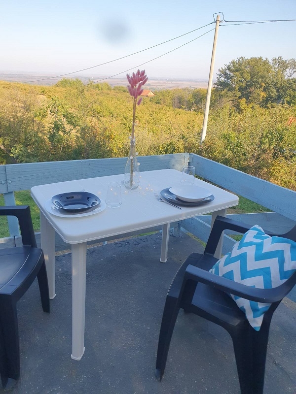 Izdajem kucu Beograd-Ritopek