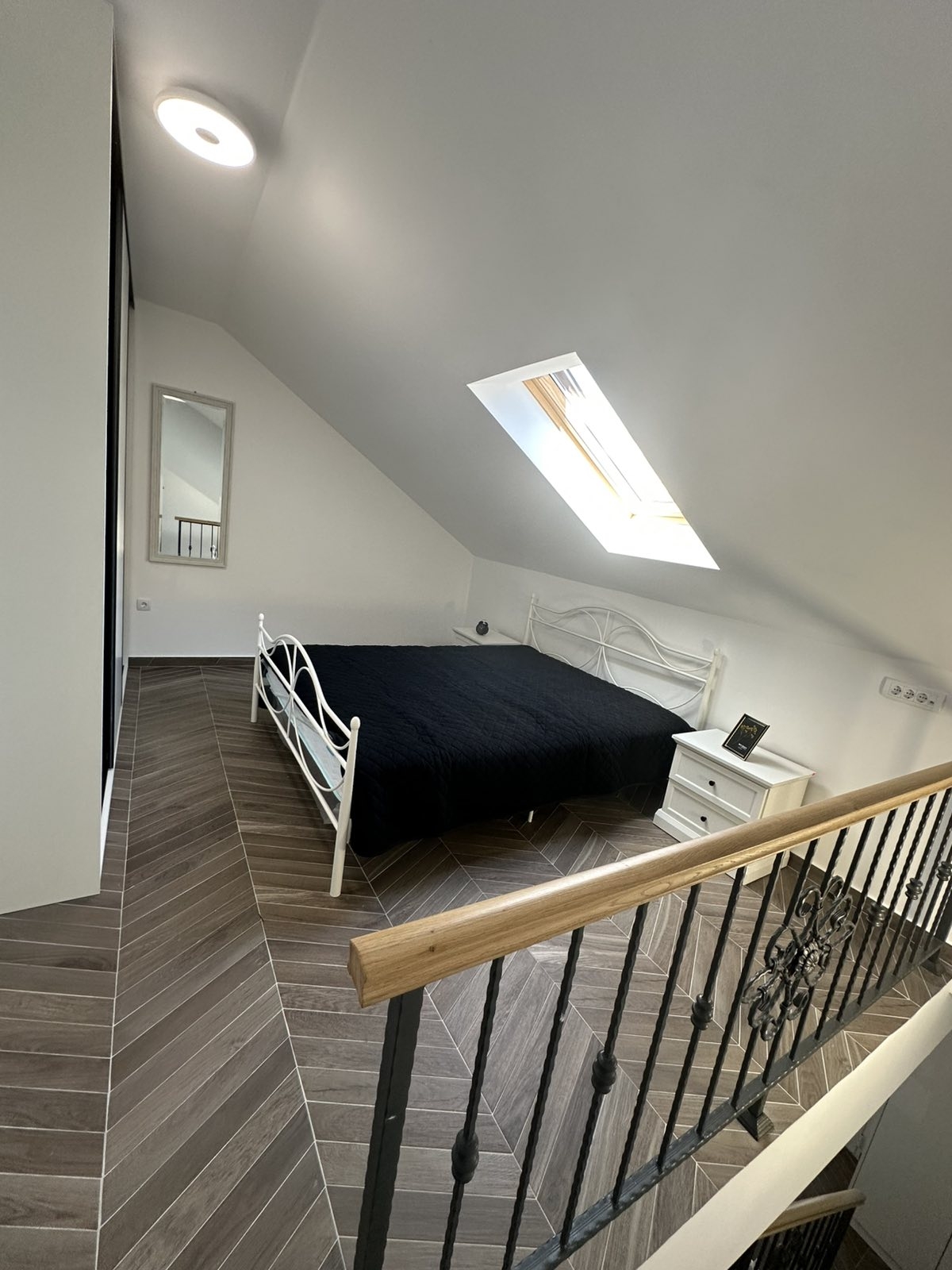 Prodajem nov uknjizen stan na Novoj Detelinari Prodajem nov uknjizen stan na Novoj Detelinari