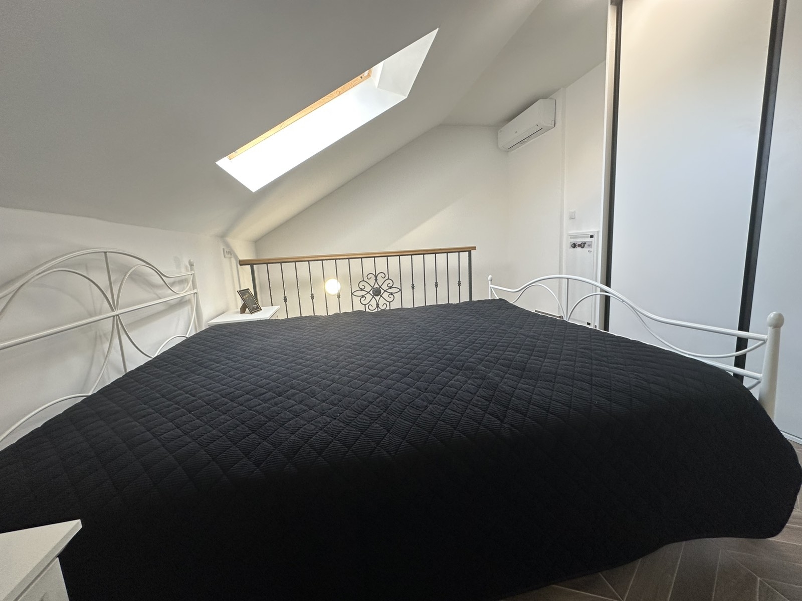 Prodajem nov uknjizen stan na Novoj Detelinari Prodajem nov uknjizen stan na Novoj Detelinari