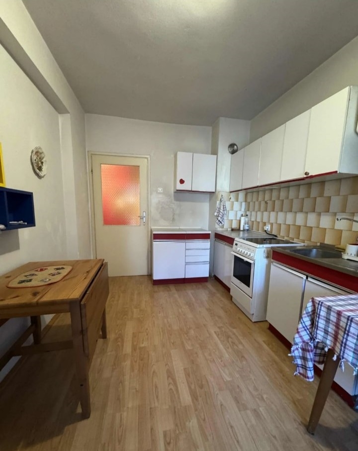 Prodaje se prelep stan u Knjaževcu Prodaje se prelep stan u Knjaževcu