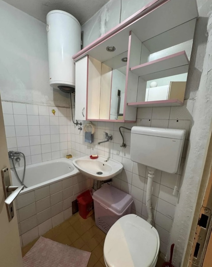 Prodaje se prelep stan u Knjaževcu Prodaje se prelep stan u Knjaževcu