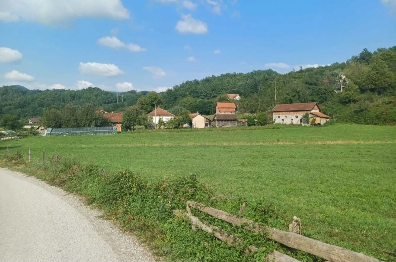 Prodajem seosko domacinstvo Bajina Basta-Solotusa