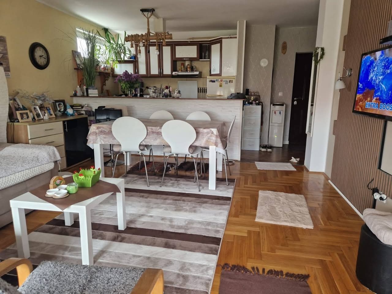 Prodajem stan u Velikom Gradistu