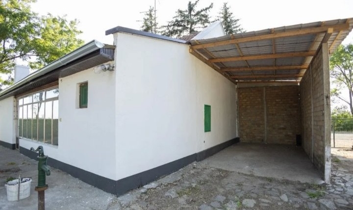 Prodajem salas u Srbobranu