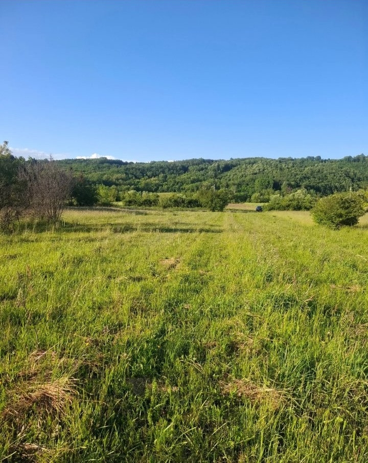 Prodajem plac Modrica-Krusevac