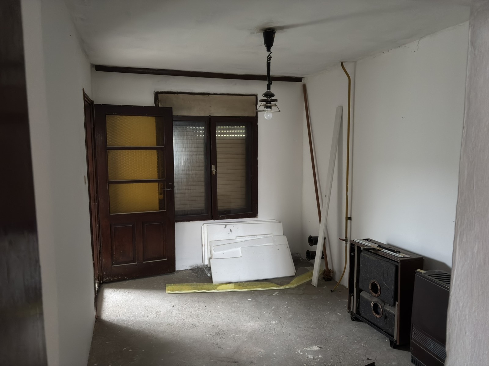 Prodaje se kuca u Novom Knezevcu