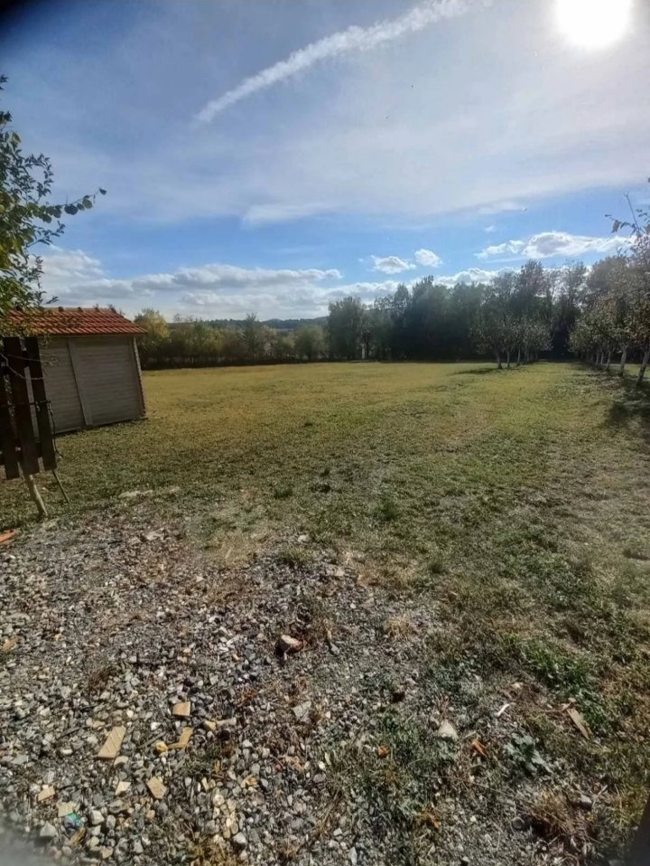 Plac u Sopotu sa pogledom na Kosmaj