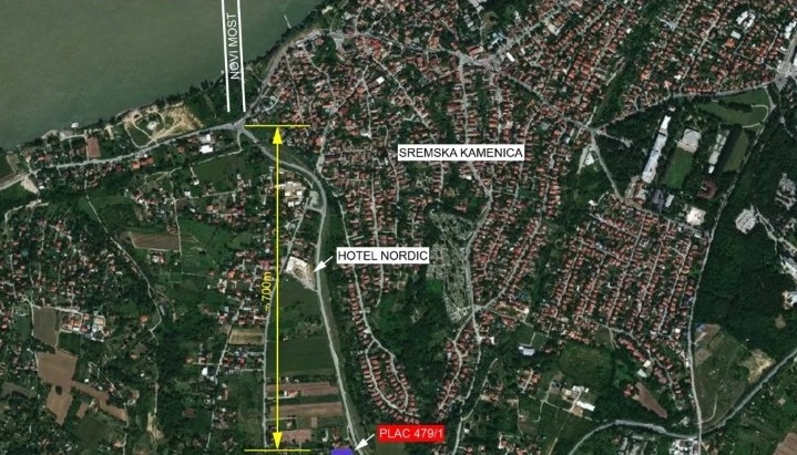 Plac Sremska Kamenica 737m2