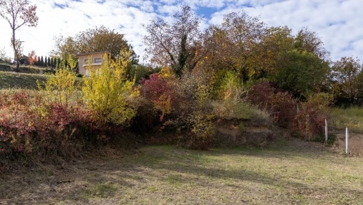 Plac Sremska Kamenica 737m2