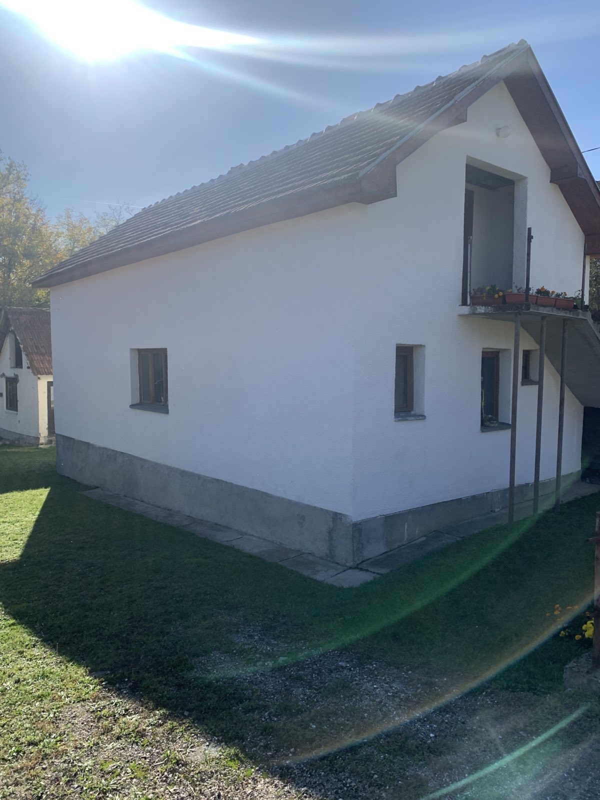 Prodajem kucu u Trbušnici-Lazarevac