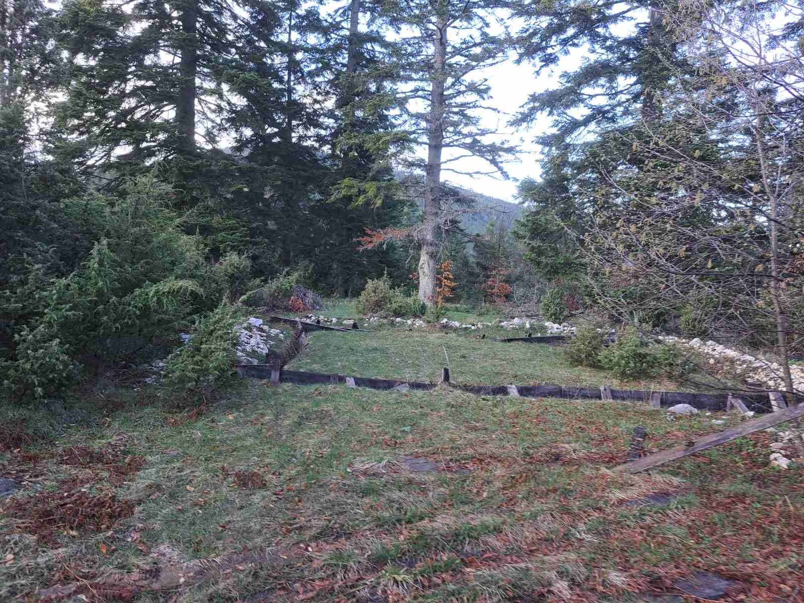 Plac Zlatibor selo Stublo