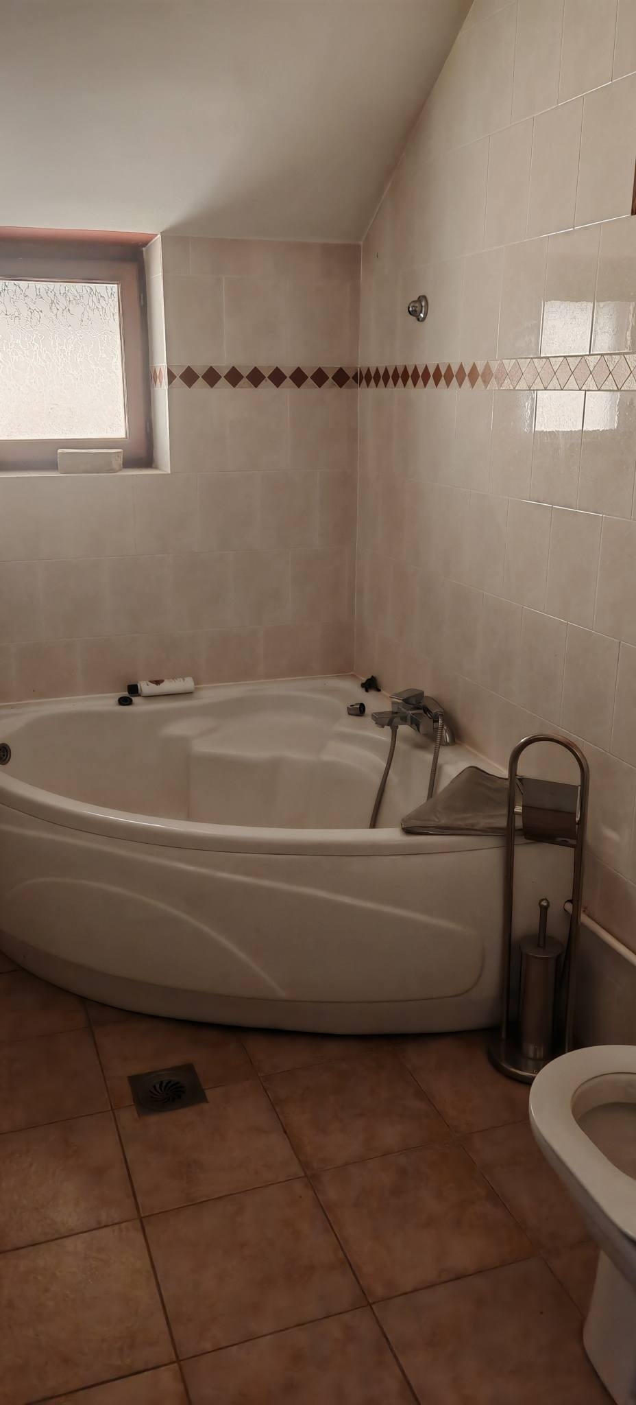 Prodaju se dve kuce na placu u Bačkoj Topoli