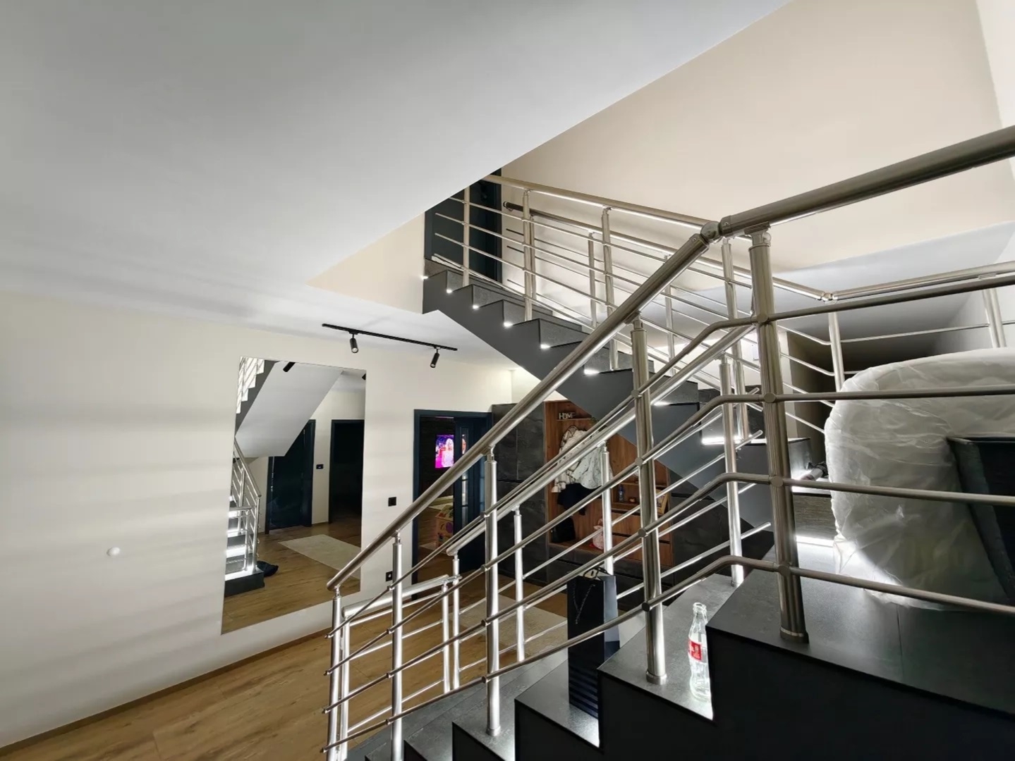 Luksuzna kuca u Leskovcu 525m2