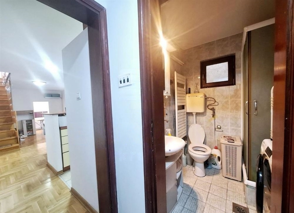 Kuca na prodaju Zvezdara-Uciteljsko Naselje