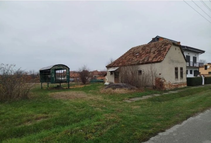 Kuca za renoviranje Lazarevo-Zrenjanin