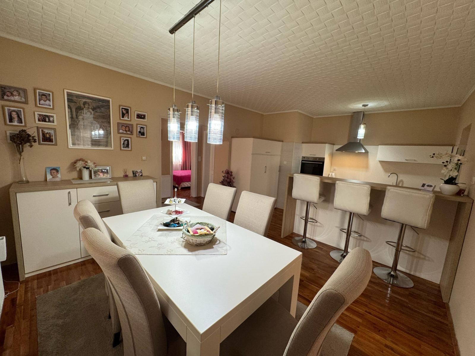 Prodajem kucu u Kukujevcima-Šid