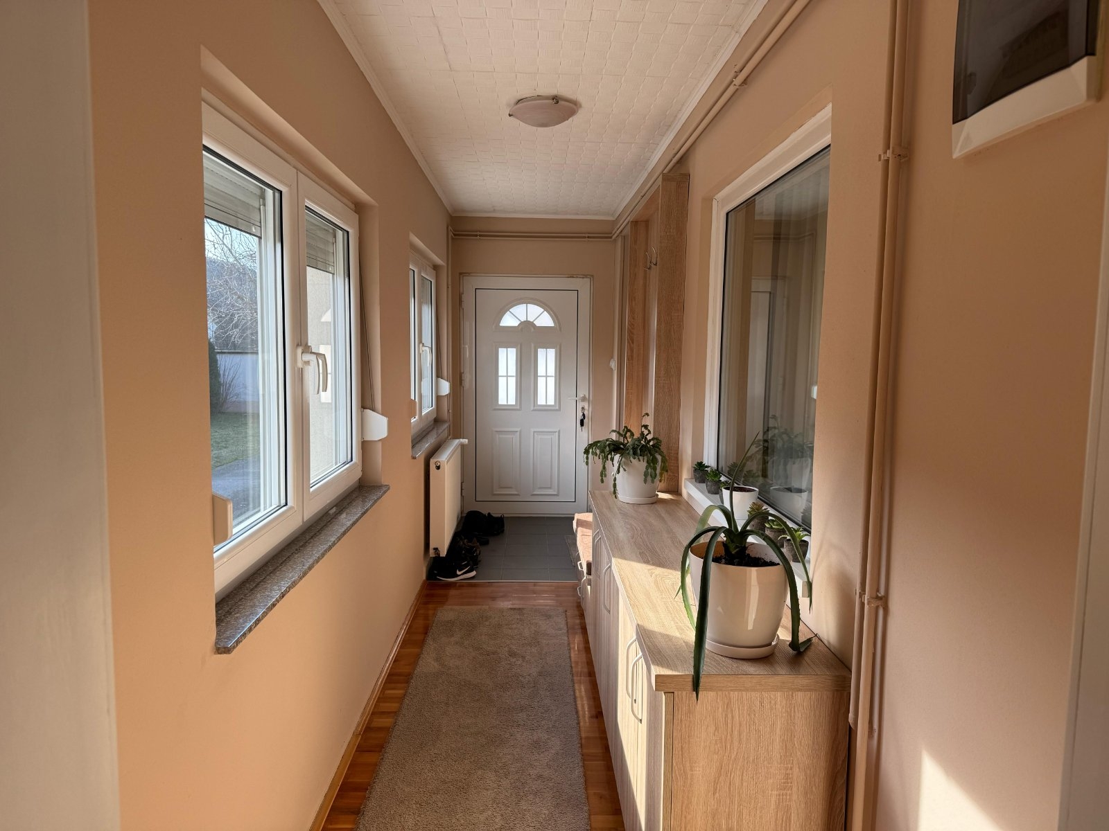 Prodajem kucu u Kukujevcima-Šid