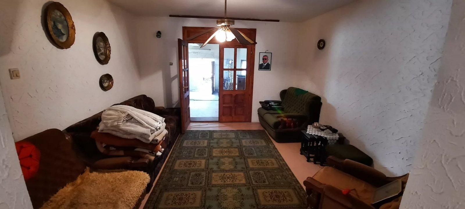 Kuca na atraktivnoj lokaciji Majur-Jagodina