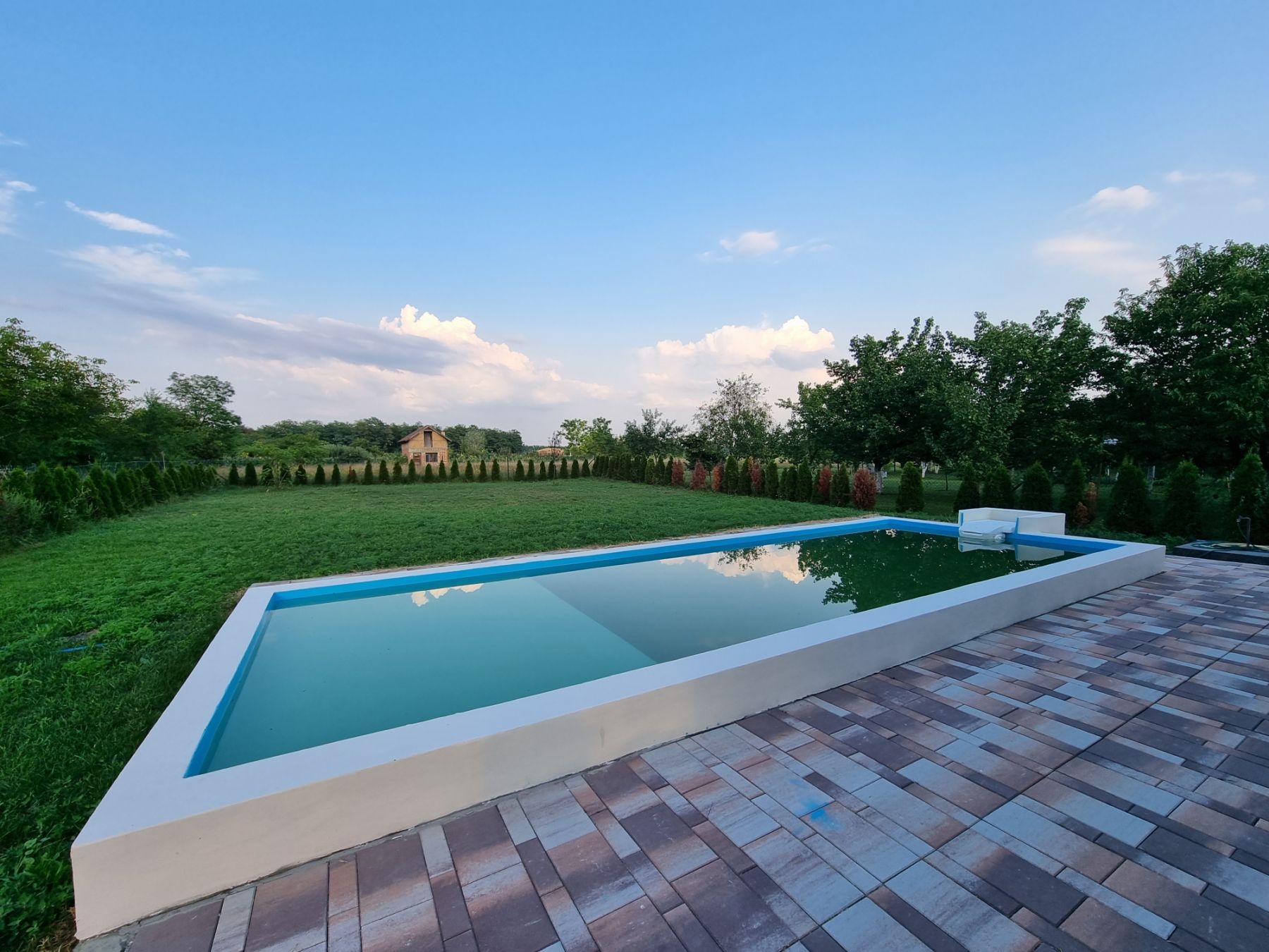 Moderna vila sa bazenom na Palicu