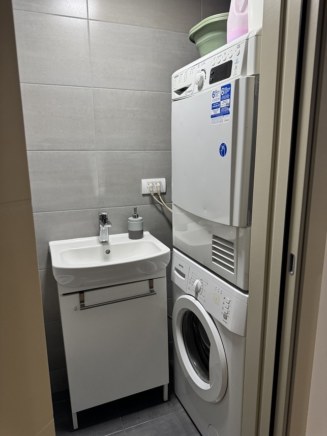 Izdaje se izuzetan,spojeni stan 2u1 90m2 