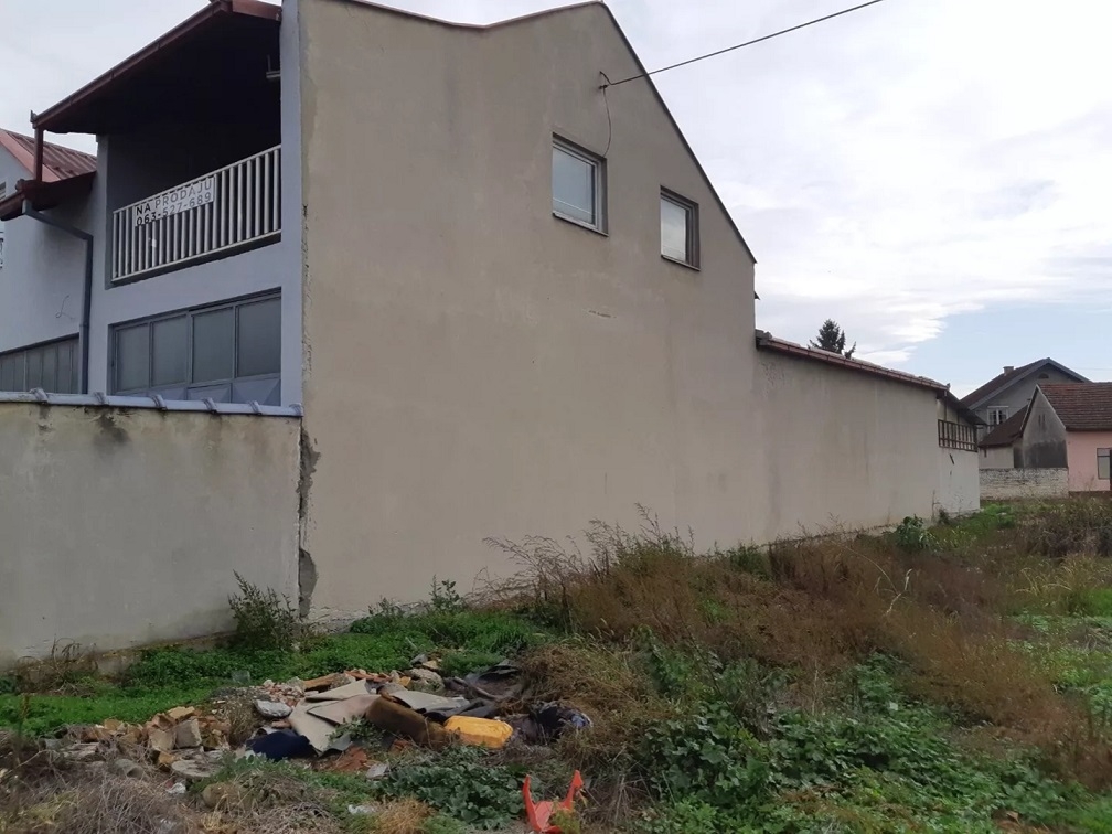 Prodajem proizvodno-stambeni prostor 